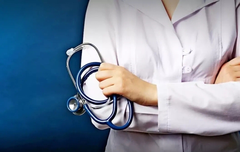 Роструд ответил, возможна ли замена периодических медосмотров диспансеризацией Роструд ответил, возможна ли замена периодических медосмотров диспансеризацией