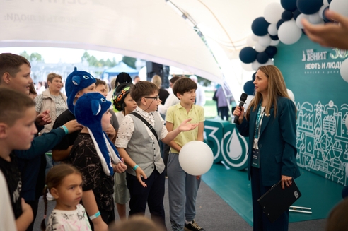 Жители и гости Альметьевска отпраздновали День нефтяника с Банком ЗЕНИТ Жители и гости Альметьевска отпраздновали День нефтяника с Банком ЗЕНИТ