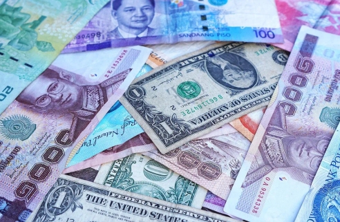 Минфин разрешил бизнесу продавать 50% валютной выручки. Раньше было 80% Минфин разрешил бизнесу продавать 50% валютной выручки. Раньше было 80%