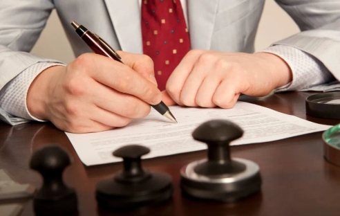 ФНС ответила, может ли ИП применять ПСН, если после перехода на него региональные власти исключили вид деятельности из «патентных» ФНС ответила, может ли ИП применять ПСН, если после перехода на него региональные власти исключили вид деятельности из «патентных»