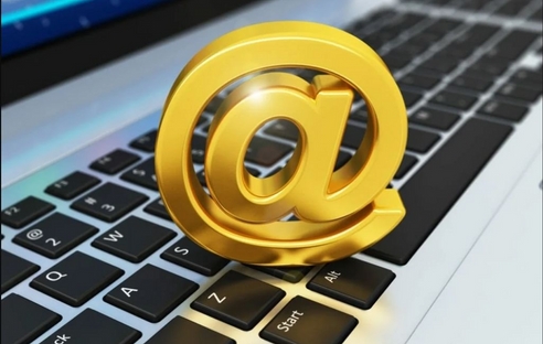 Уведомить работодателя только по e-mail нельзя. Пишите заявление руками Уведомить работодателя только по e-mail нельзя. Пишите заявление руками