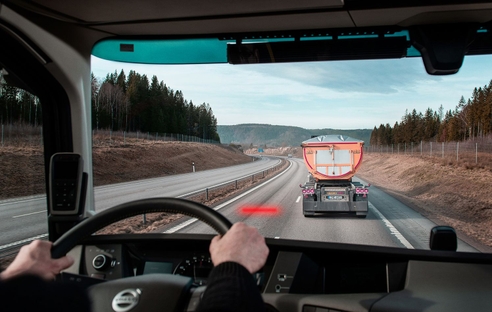 Налоговики доначислили взносы за суточные, но суды компанию защитили Налоговики доначислили взносы за суточные, но суды компанию защитили