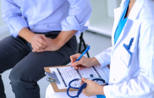 Оплачивают ли работнику проезд в соседний город на медосмотр, разбирался Роструд Оплачивают ли работнику проезд в соседний город на медосмотр, разбирался Роструд