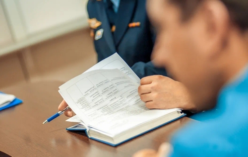 У трудинспекторов появятся новые полномочия при проверках У трудинспекторов появятся новые полномочия при проверках