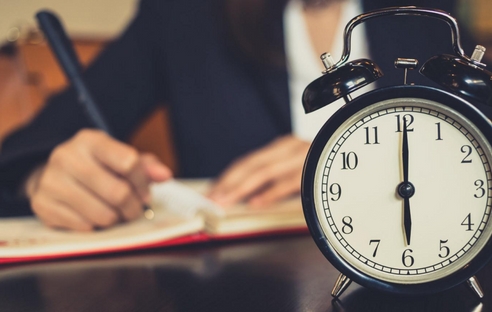 Роструд ответил, до какого часа можно выплачивать зарплату Роструд ответил, до какого часа можно выплачивать зарплату