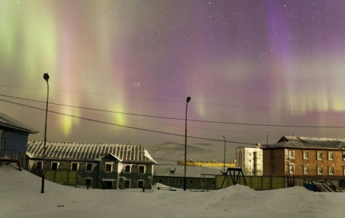 Районный коэффициент начисляется на все выплаты, в том числе разовые премии Районный коэффициент начисляется на все выплаты, в том числе разовые премии