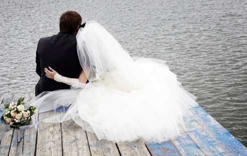 Работник может в любой момент запросить отпуск за свой счет в связи со свадьбой