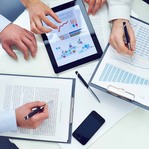 Анализируем расходы по направлениям в «1С:Управление нашей фирмой».
Анализируем расходы по направлениям в «1С:Управление нашей фирмой».