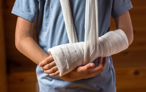 Роструд разъяснил, как работник с поврежденными руками будет расписываться в протоколе опроса Роструд разъяснил, как работник с поврежденными руками будет расписываться в протоколе опроса