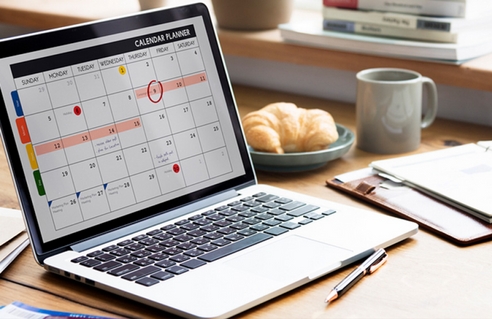 Кто платит взносы, если компания выплачивает доход бывшему ИП Кто платит взносы, если компания выплачивает доход бывшему ИП